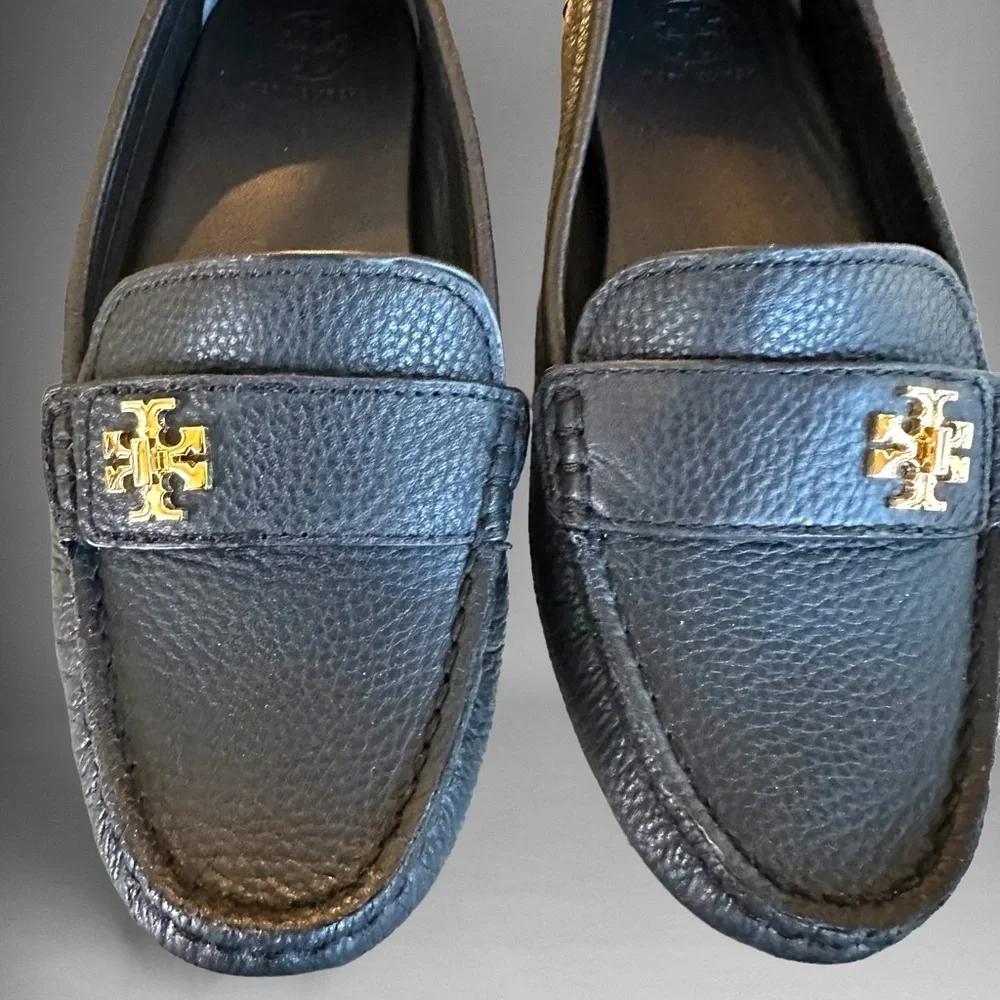 Tory Burch Loafers Size 6M Black Leather Slip Driving Shoes.